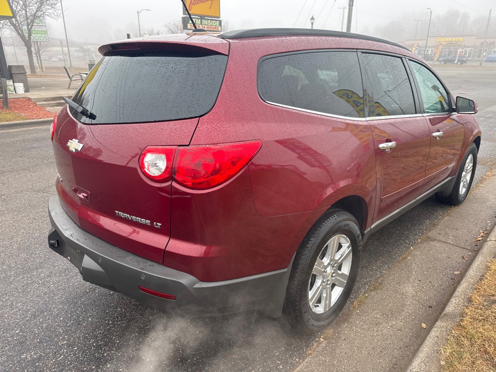 2010 Chevrolet Traverse Image 7