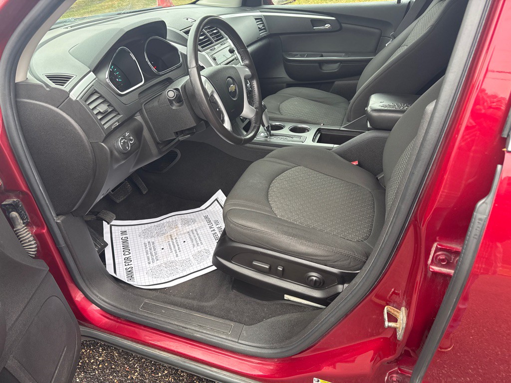 2010 Chevrolet Traverse Image 9
