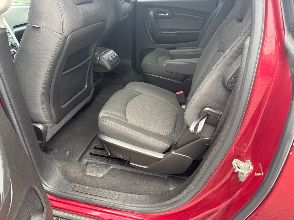 2010 Chevrolet Traverse Image 10