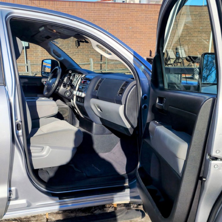 2013 Toyota Tundra Image 16