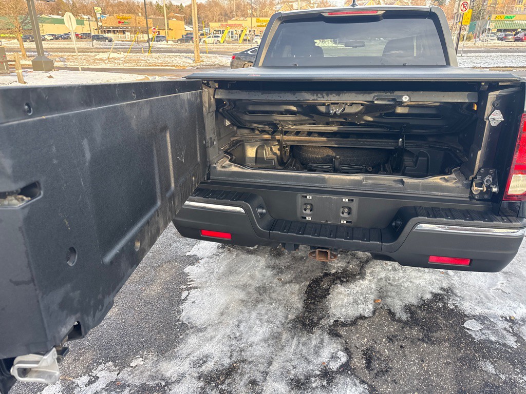 2018 Honda Ridgeline Image 8