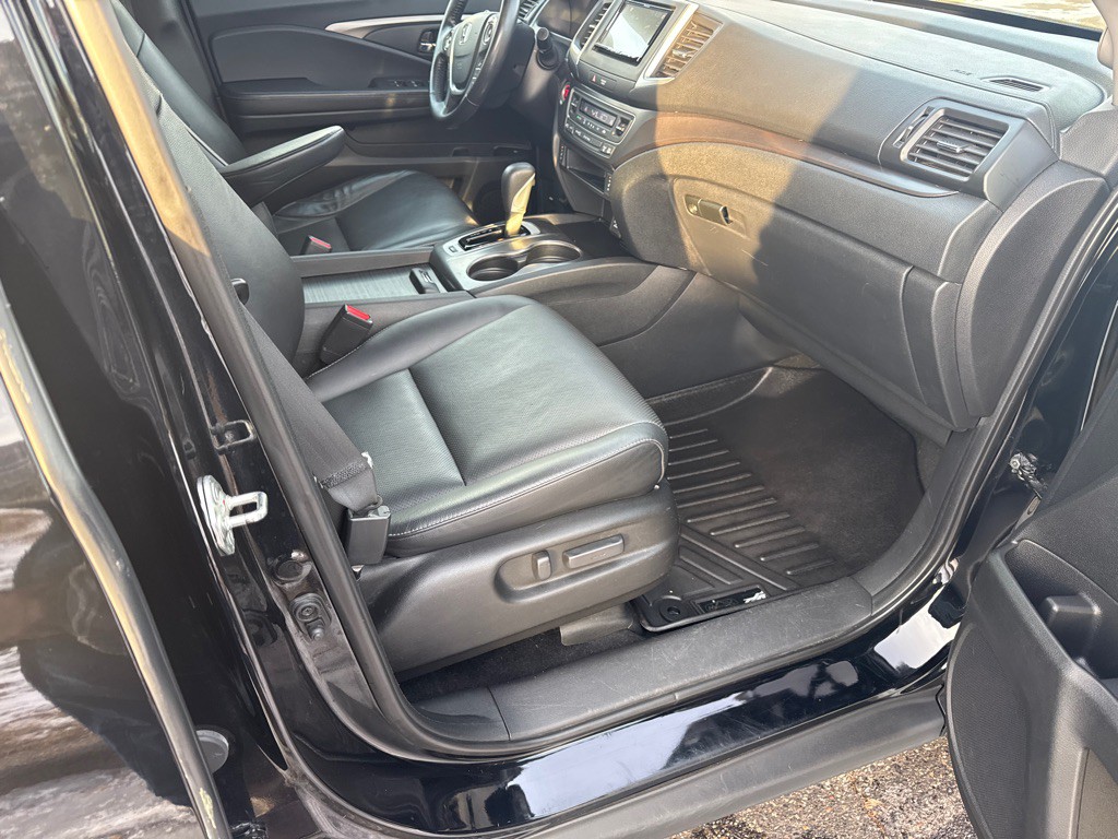 2018 Honda Ridgeline Image 15