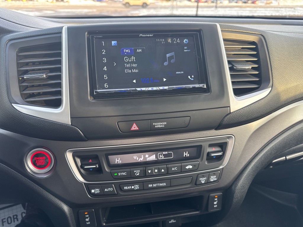 2018 Honda Ridgeline Image 16