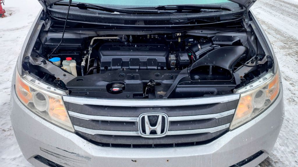 2012 Honda Odyssey Image 21