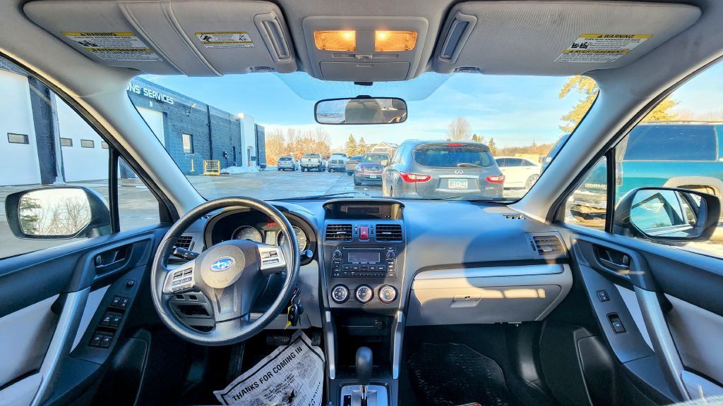 2014 Subaru Forester Image 12