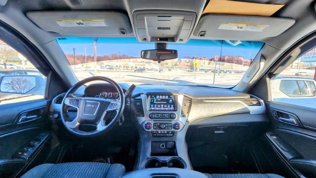 2018 GMC Yukon Image 12