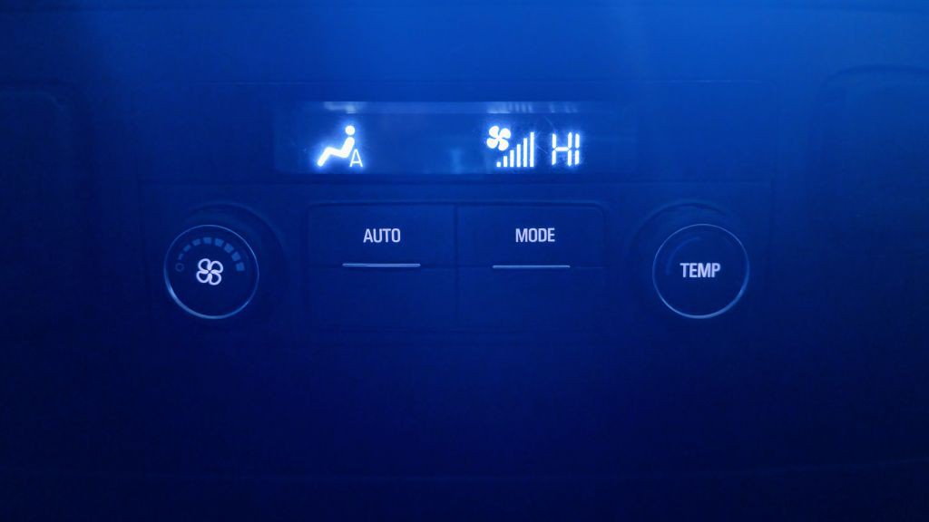 2018 GMC Yukon Image 15