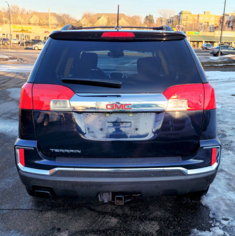 2017 GMC Terrain Image 4