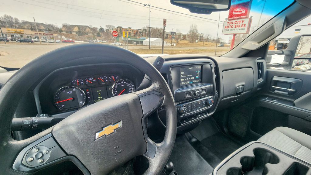 2019 Chevrolet Silverado 1500 Image 17
