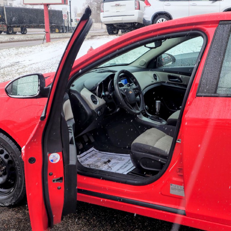 2014 Chevrolet Cruze Image 11