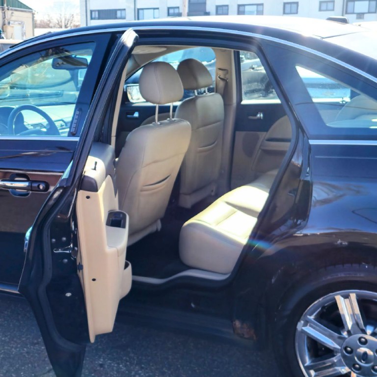 2008 Ford Taurus Image 13