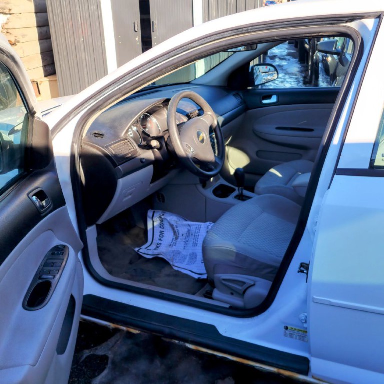 2008 Chevrolet Cobalt Image 10