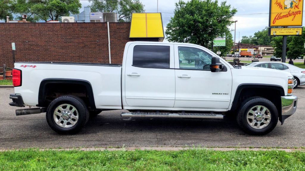 2015 Chevrolet Silverado 1500 Image 7