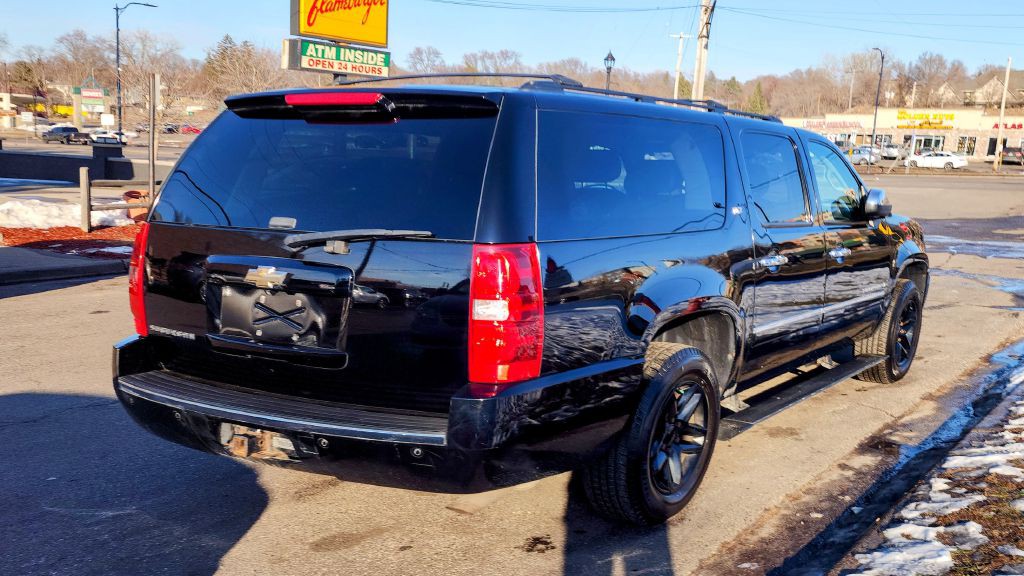 2009 Chevrolet Suburban Image 6