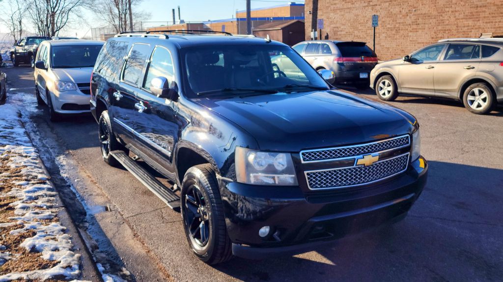 2009 Chevrolet Suburban Image 8