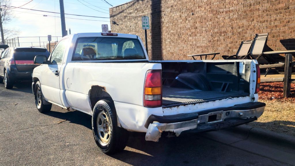 1999 GMC Sierra Image 4