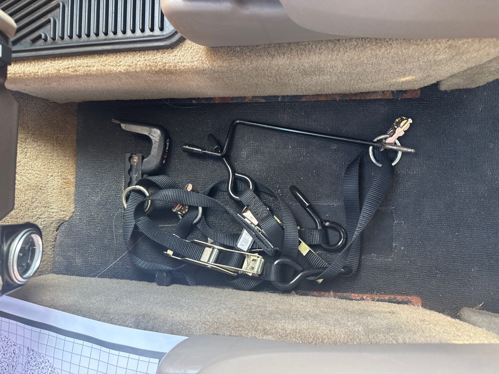 2012 Chrysler Town & Country Image 19