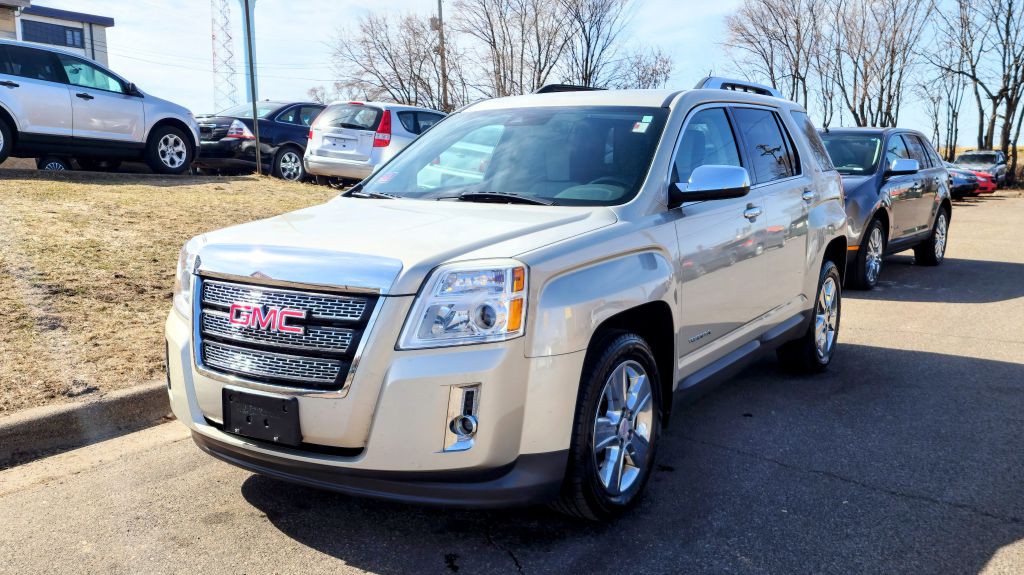 2015 GMC Terrain Image 2
