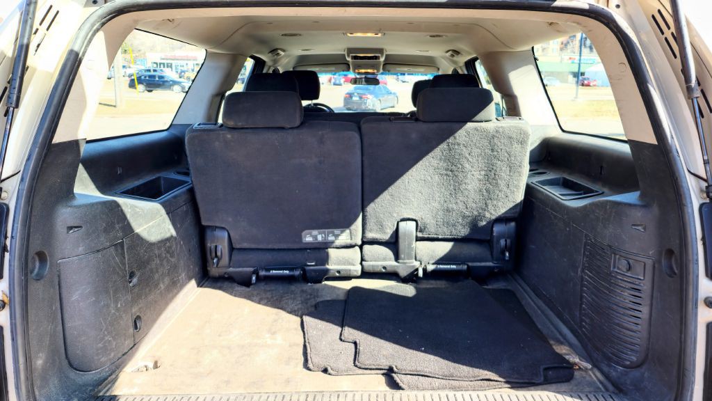 2011 Chevrolet Suburban Image 18