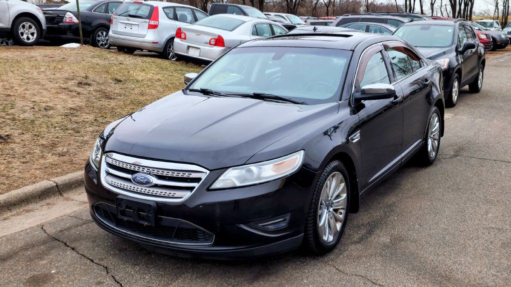 2010 Ford Taurus Image 1