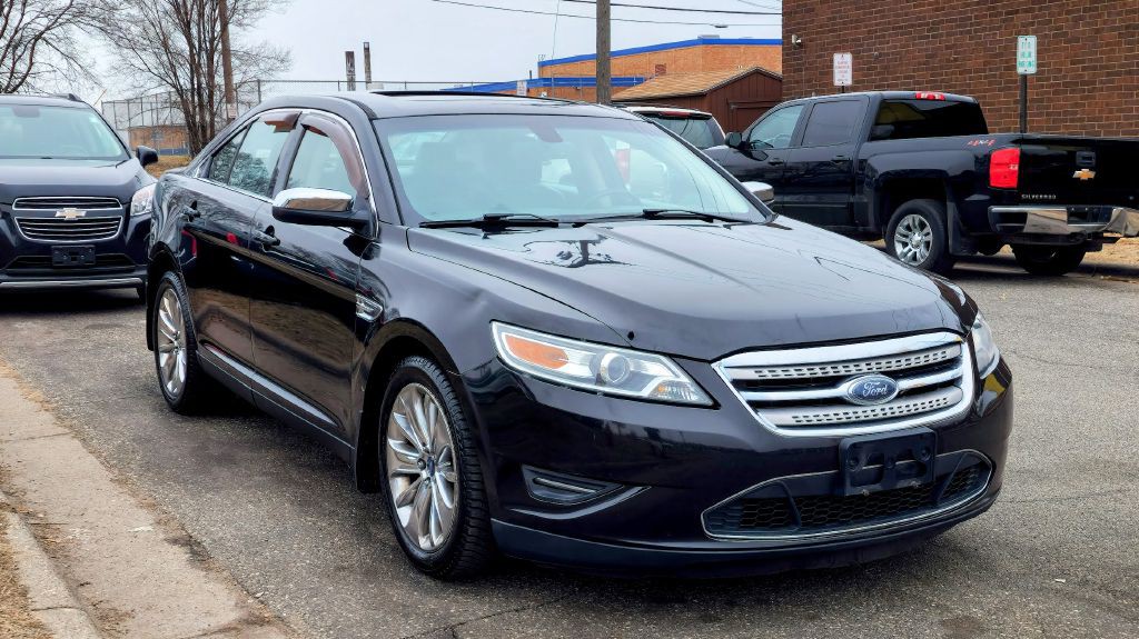 2010 Ford Taurus Image 8