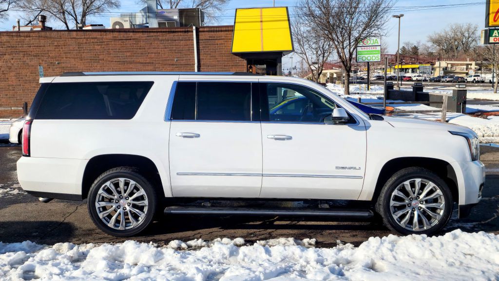 2017 GMC Yukon Image 7