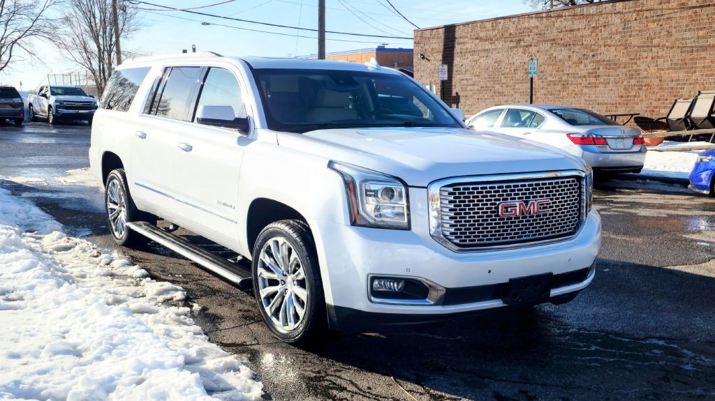 2017 GMC Yukon Image 8