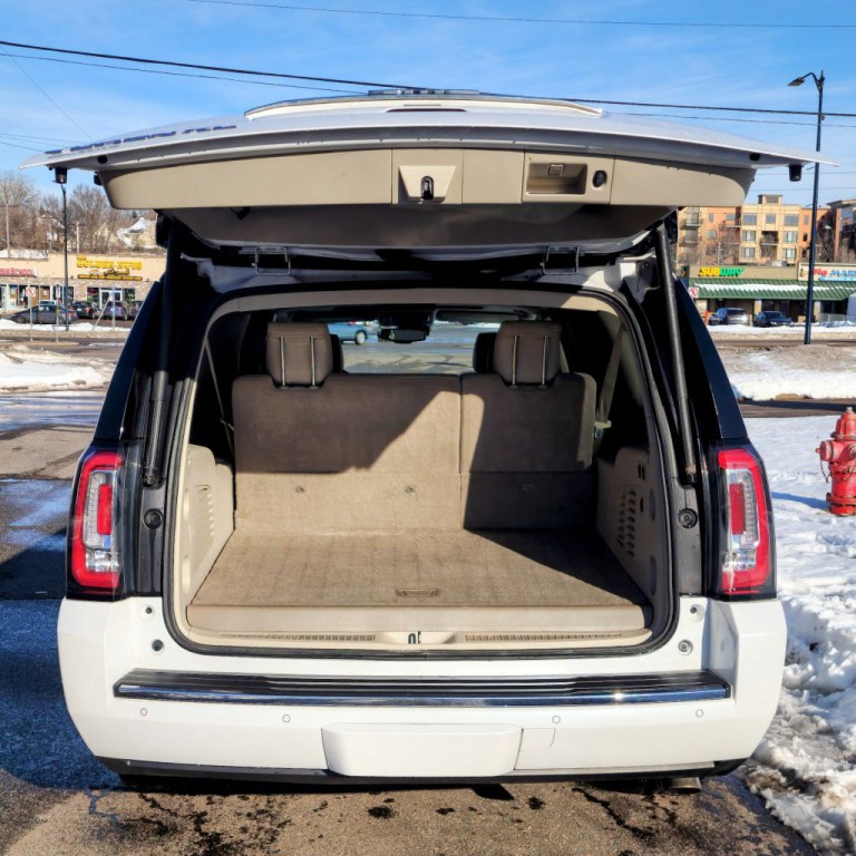 2017 GMC Yukon Image 19