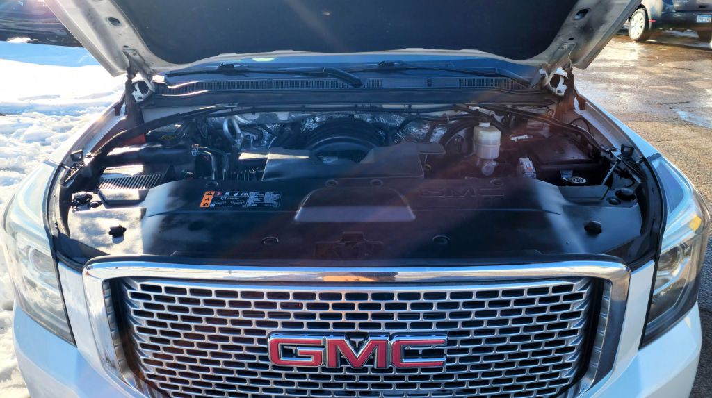 2017 GMC Yukon Image 24