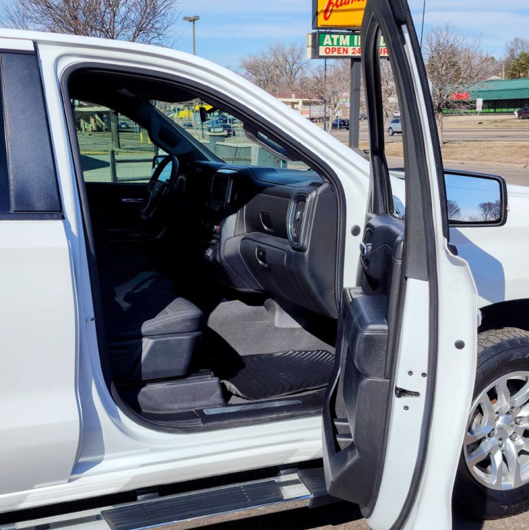 2019 Chevrolet Silverado 1500 Image 17
