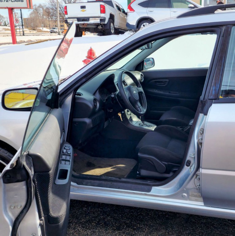 2005 Subaru Impreza Image 11