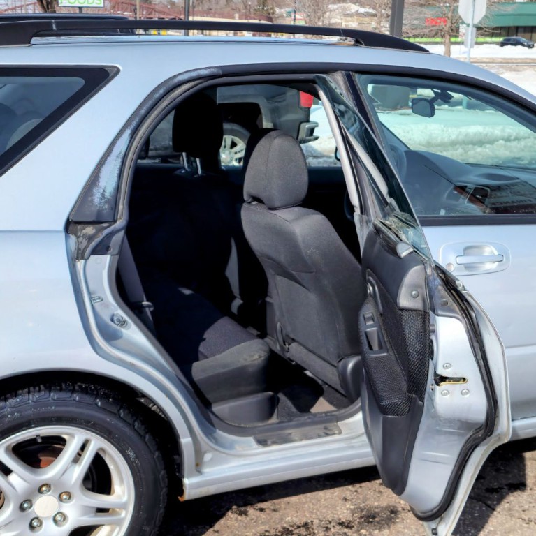 2005 Subaru Impreza Image 15