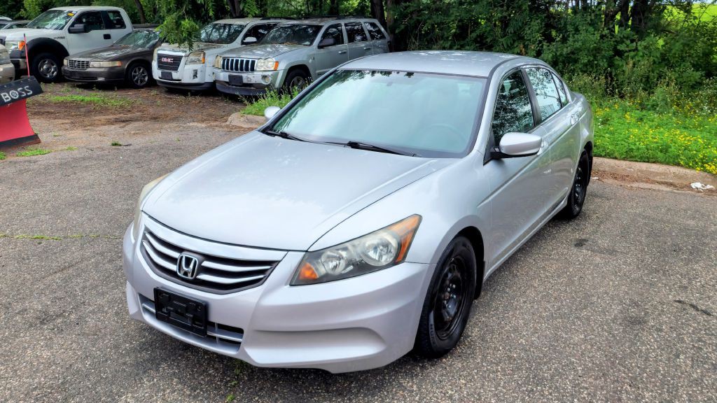 2012 Honda Accord Image 2