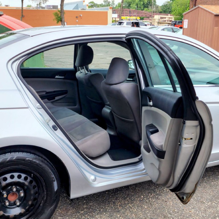 2012 Honda Accord Image 15