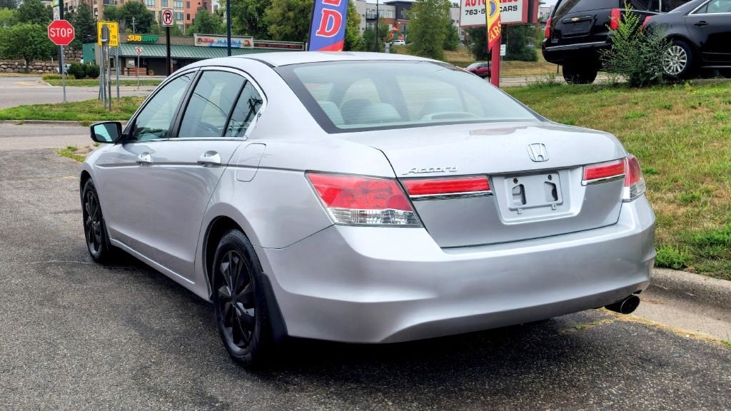 2012 Honda Accord Image 4