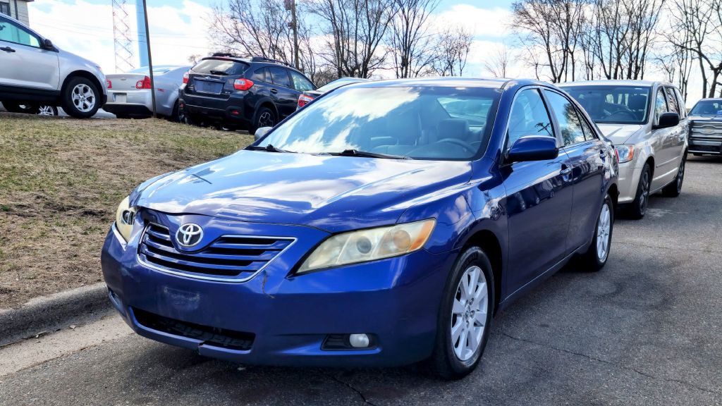 2009 Toyota Camry Image 2