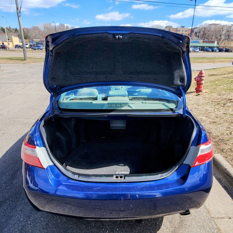 2009 Toyota Camry Image 13