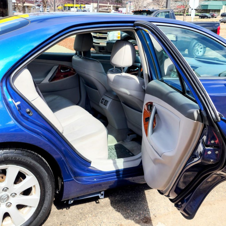 2009 Toyota Camry Image 14