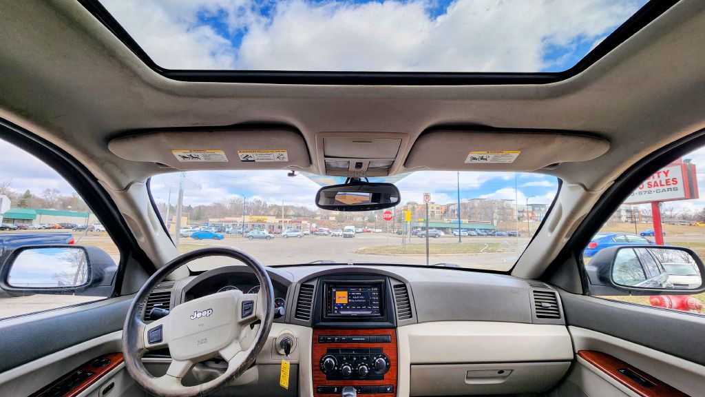 2005 Jeep Grand Cherokee Image 13