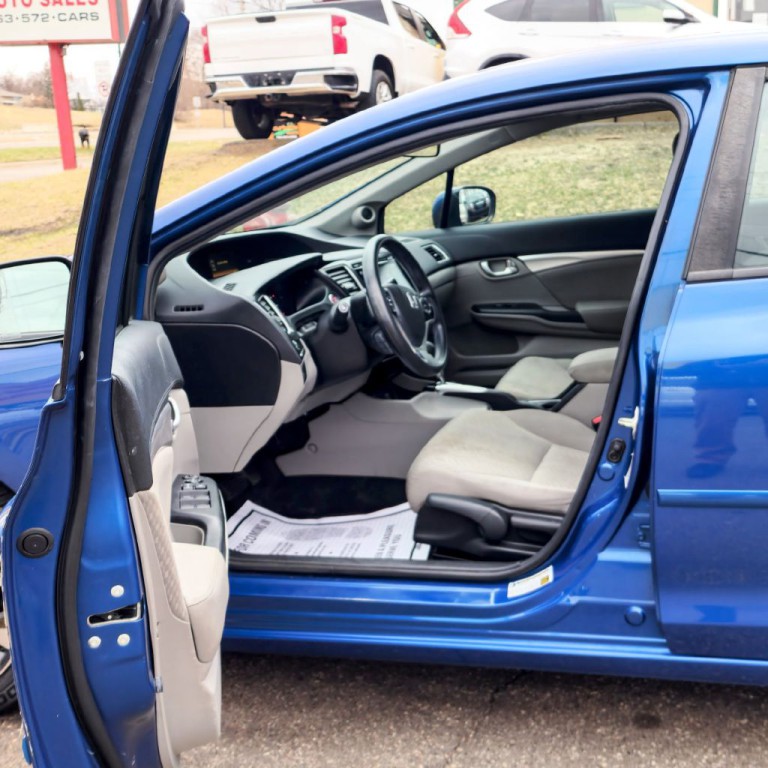 2015 Honda Civic Image 11