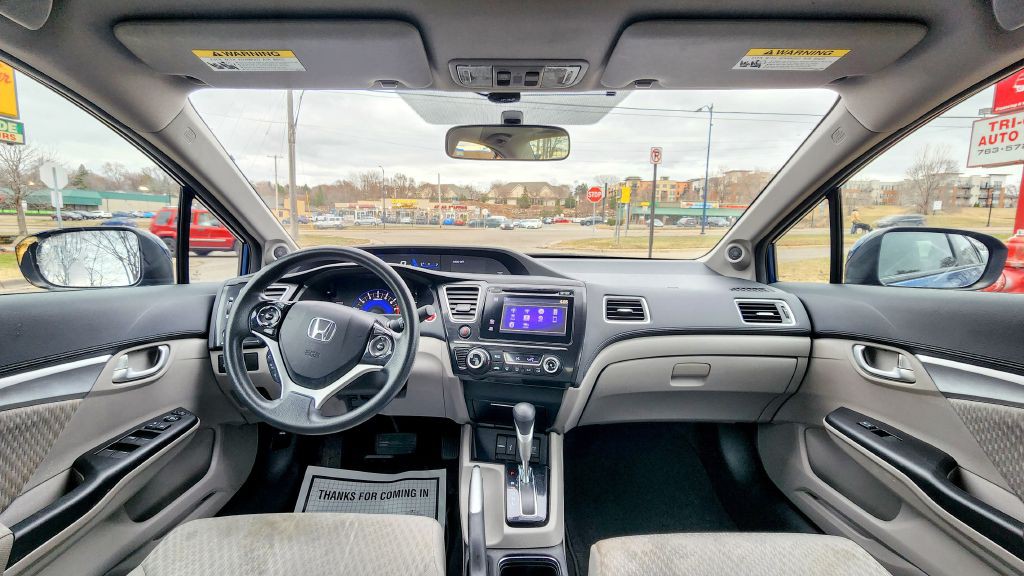 2015 Honda Civic Image 12