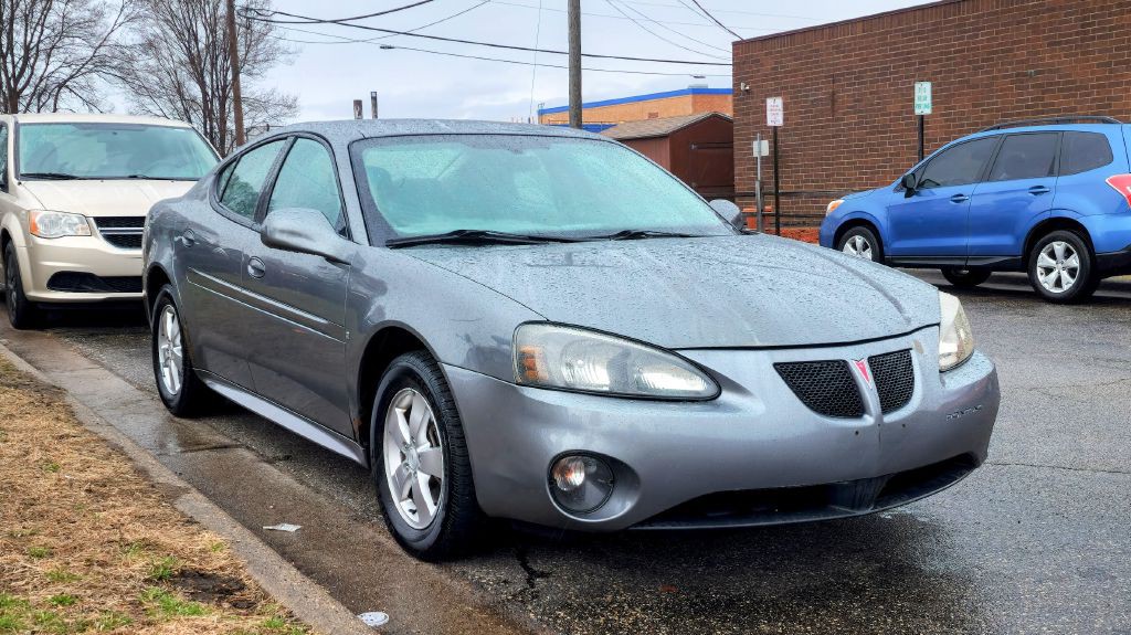 2008 Pontiac Grand Prix Image 8