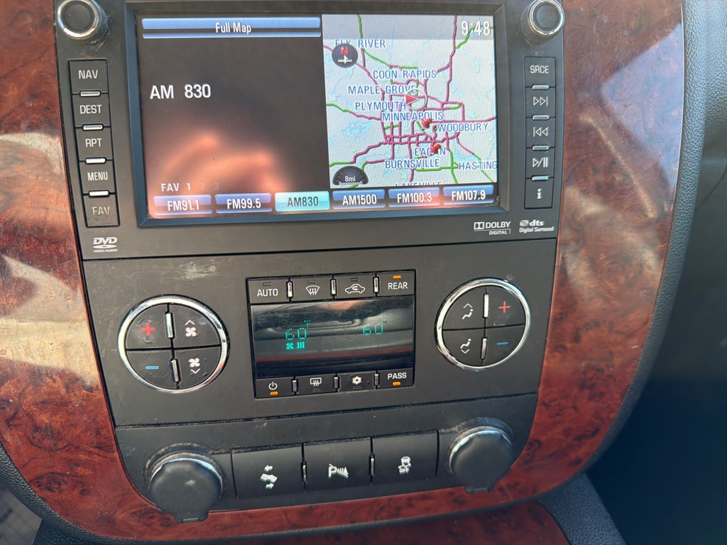 2013 Chevrolet Suburban Image 15