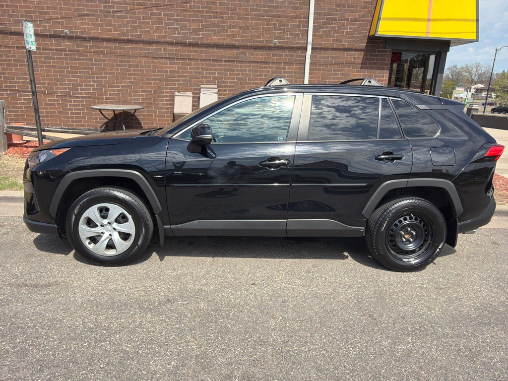 2020 Toyota Rav4 Image 3