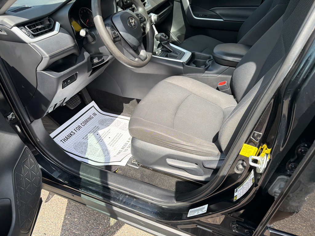 2020 Toyota Rav4 Image 8