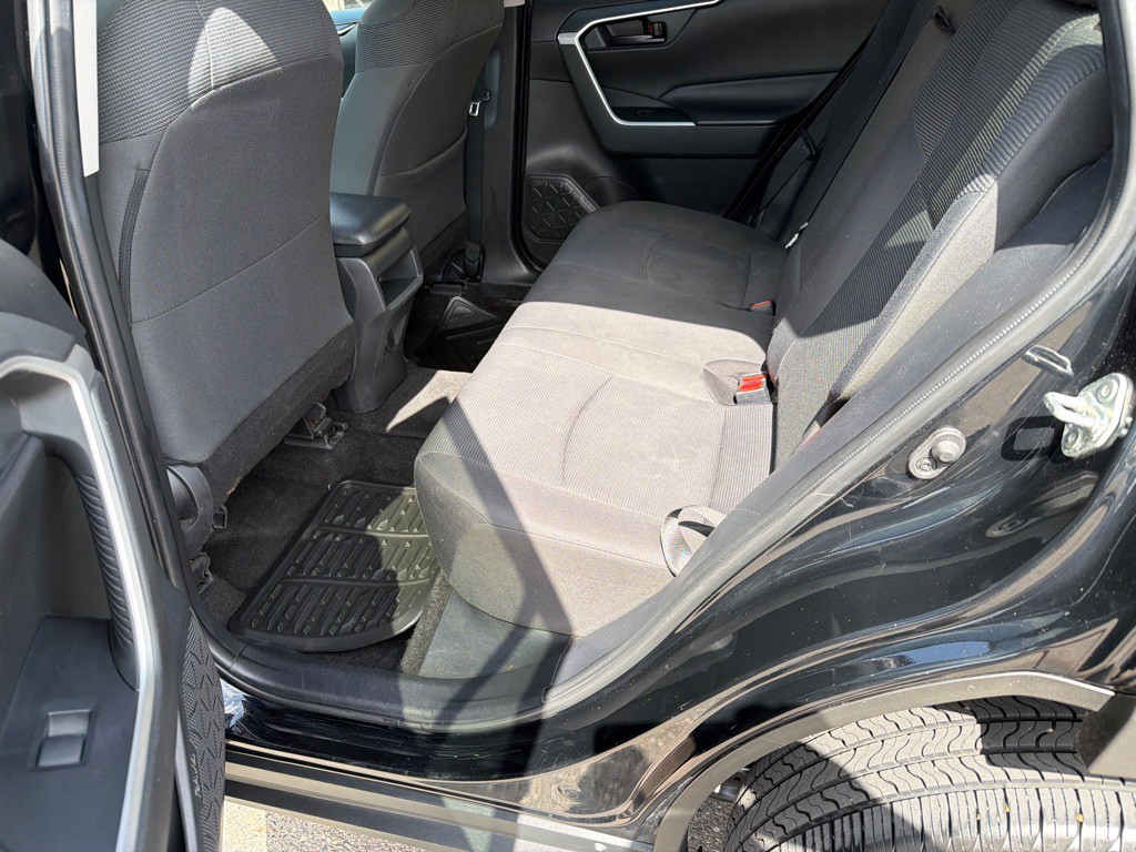 2020 Toyota Rav4 Image 9