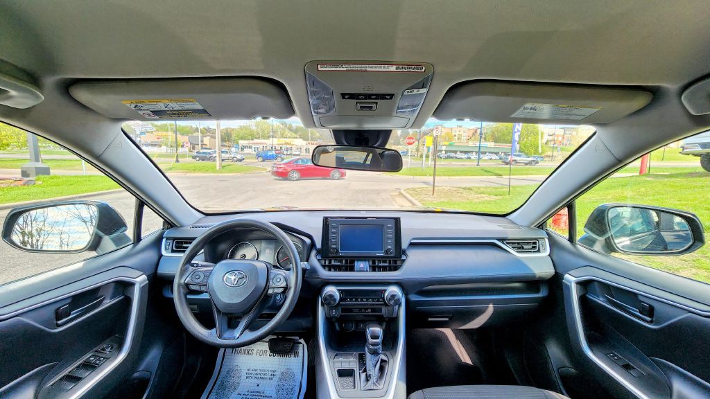 2020 Toyota Rav4 Image 12