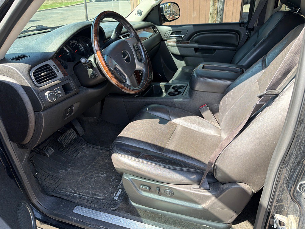 2013 GMC Yukon Image 9