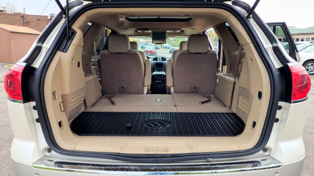 2011 Buick Enclave Image 18