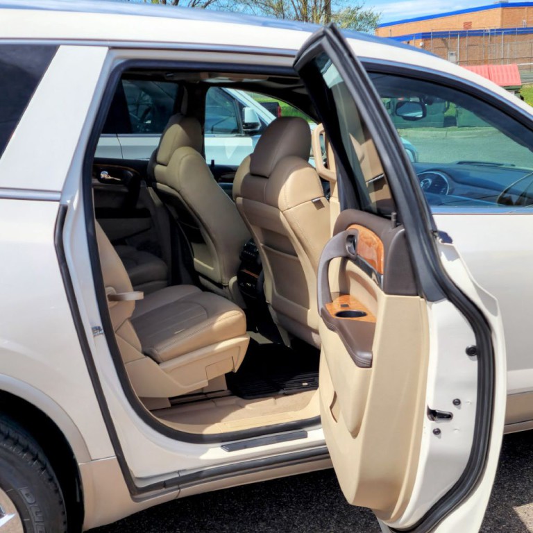 2011 Buick Enclave Image 20